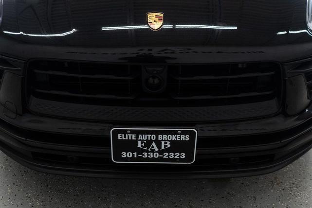 Photo of 2023 Jet Black Metallic Porsche Macan