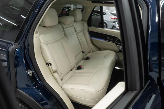 Photo of 2023 Portofino Blue Metallic Land Rover Range Rover