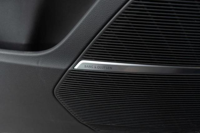 Photo of 2022 Samurai Gray Metallic Audi Q7