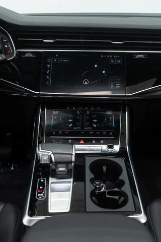 Photo of 2022 Samurai Gray Metallic Audi Q7