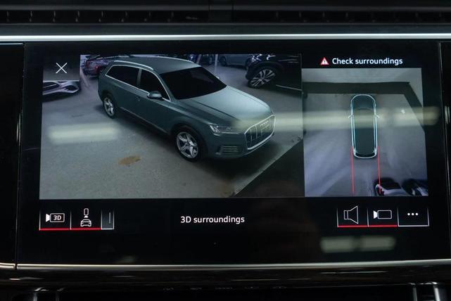 Photo of 2022 Samurai Gray Metallic Audi Q7