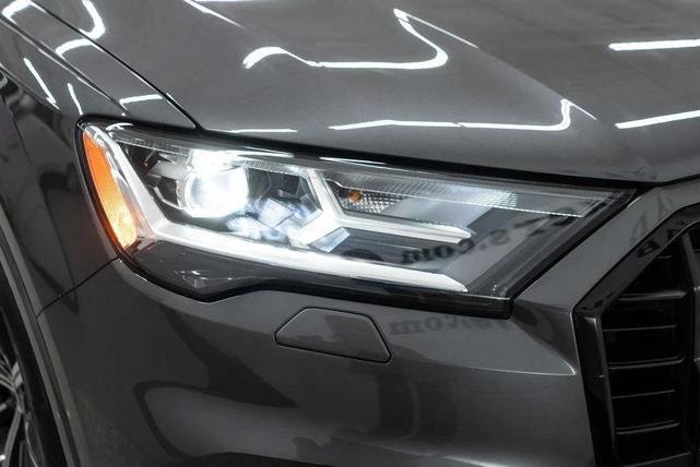 Photo of 2022 Samurai Gray Metallic Audi Q7