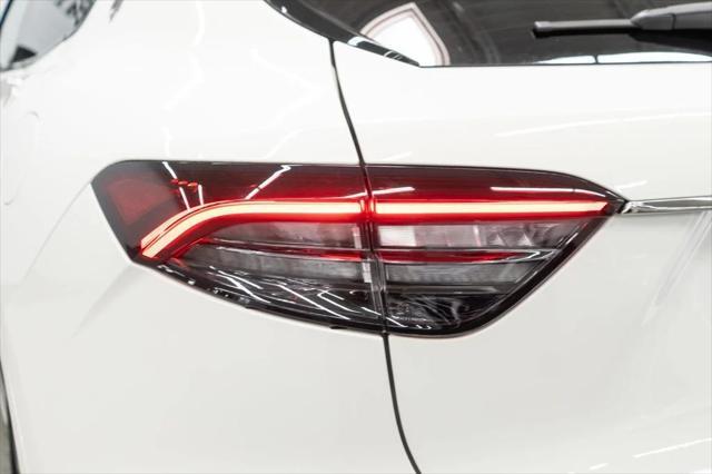 Photo of 2022 Bianco Maserati Levante