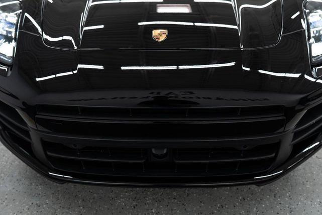 Photo of 2024 Black Porsche Panamera