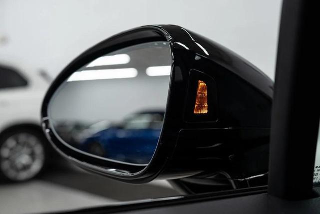 Photo of 2024 Black Porsche Panamera