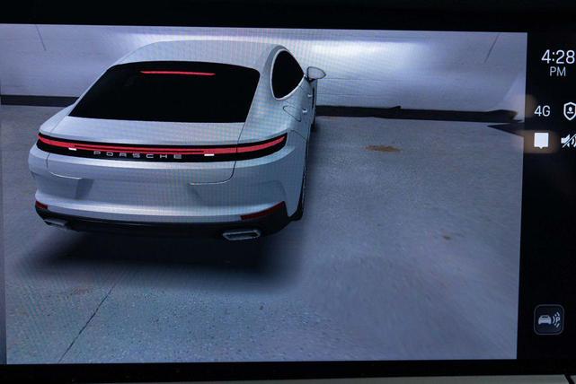 Photo of 2024 Black Porsche Panamera