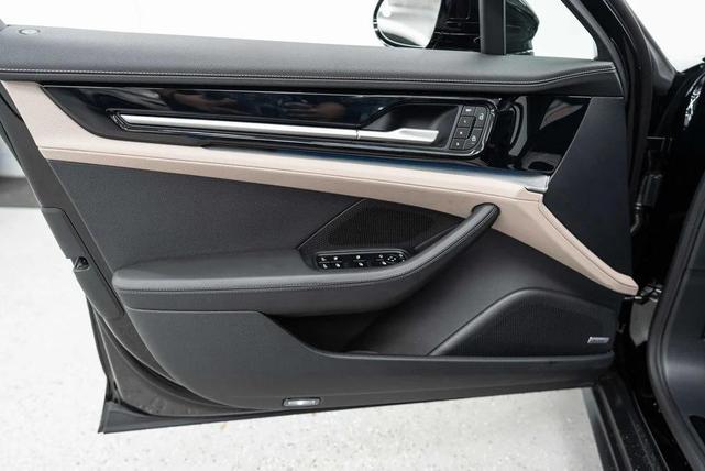 Photo of 2024 Black Porsche Panamera