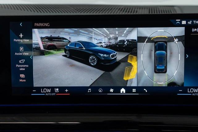 Photo of 2025 Black Sapphire Metallic BMW 540