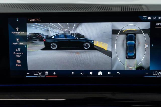 Photo of 2025 Black Sapphire Metallic BMW 540