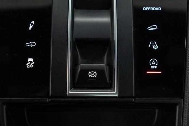 Photo of 2023 Jet Black Metallic Porsche Macan
