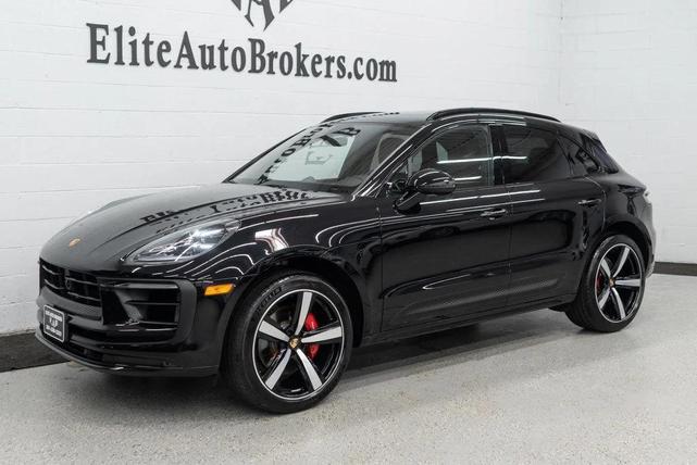 Photo of 2023 Jet Black Metallic Porsche Macan