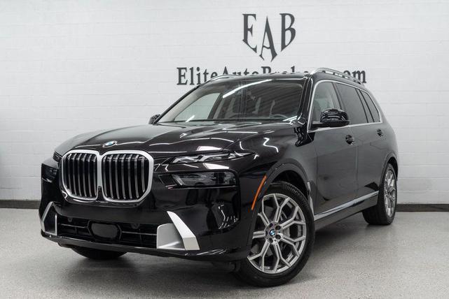 Photo of 2025 Black Sapphire Metallic BMW X7