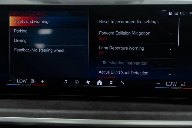 Photo of 2025 Brooklyn Grey Metallic BMW X7