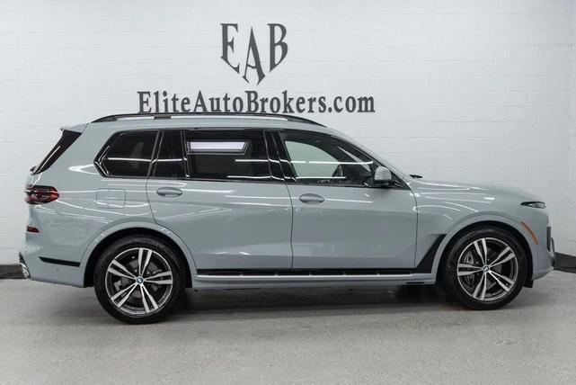 Photo of 2025 Brooklyn Grey Metallic BMW X7