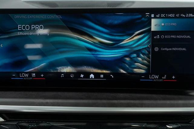 Photo of 2025 Brooklyn Grey Metallic BMW X7