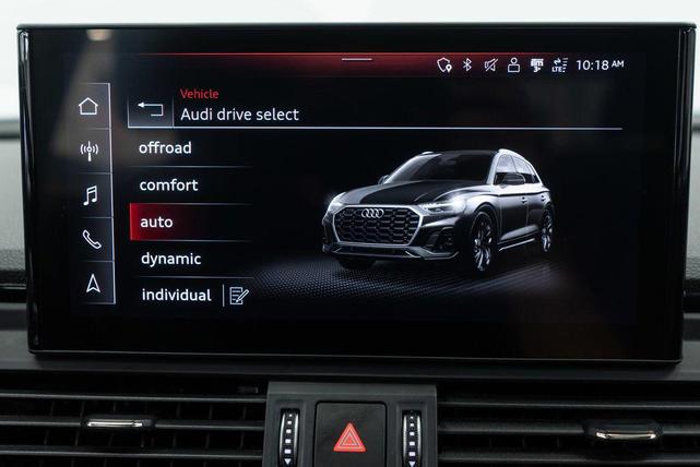 Photo of 2021 Navarra Blue Metallic Audi Q5
