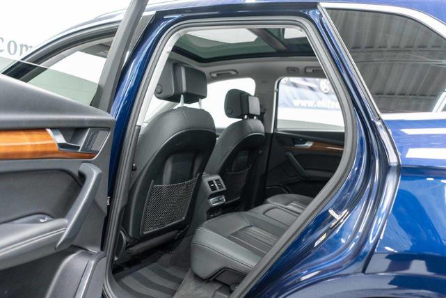 Photo of 2021 Navarra Blue Metallic Audi Q5