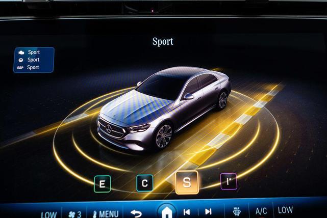 Photo of 2025 Polar White Mercedes-Benz E-Class