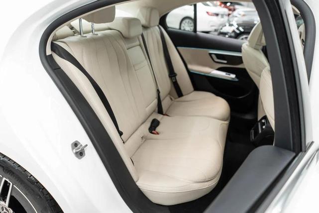Photo of 2025 Polar White Mercedes-Benz E-Class