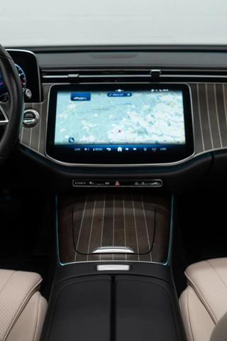 Photo of 2025 Polar White Mercedes-Benz E-Class