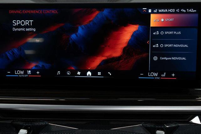 Photo of 2025 Black Sapphire Metallic BMW X6
