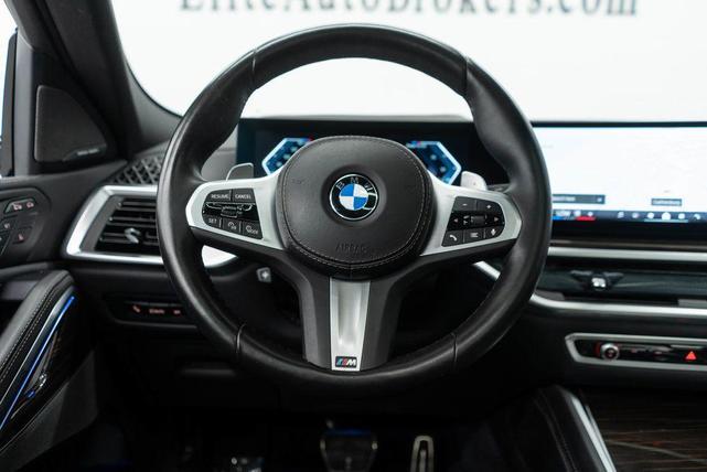 Photo of 2025 Black Sapphire Metallic BMW X6