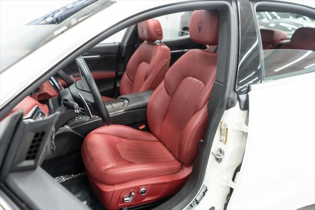 Photo of 2022 Bianco Maserati Ghibli