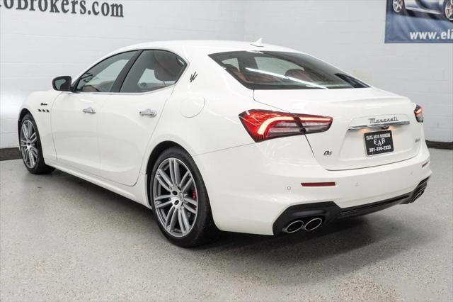 Photo of 2022 Bianco Maserati Ghibli