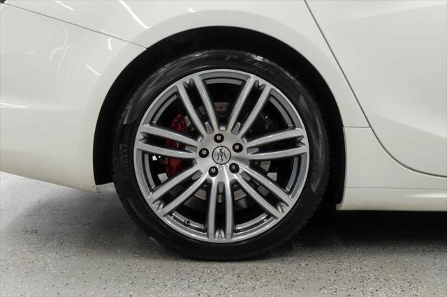 Photo of 2022 Bianco Maserati Ghibli
