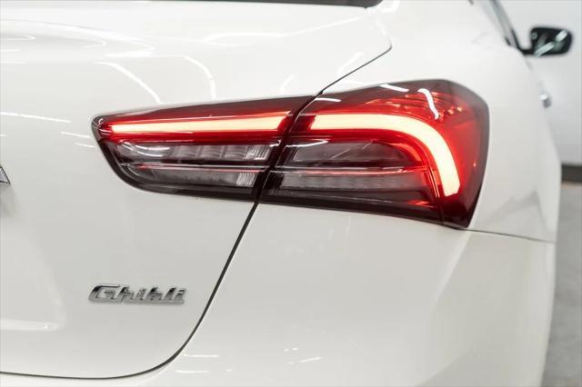 Photo of 2022 Bianco Maserati Ghibli