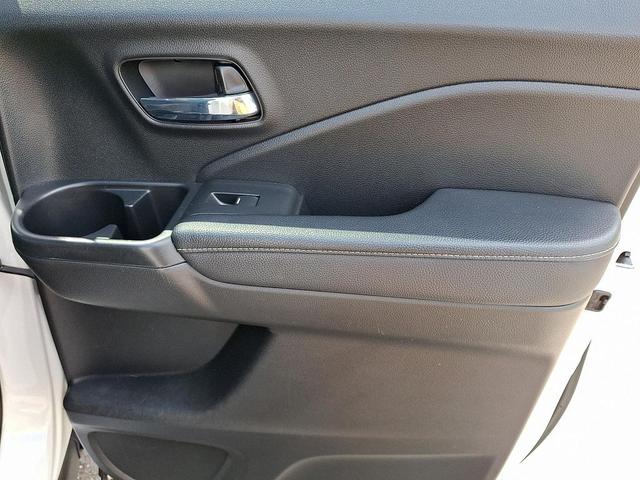 Photo of 2022 White Honda Ridgeline