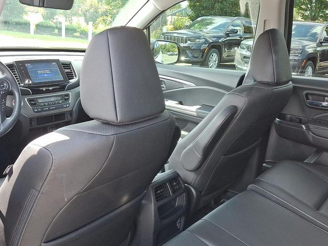 Photo of 2022 White Honda Ridgeline