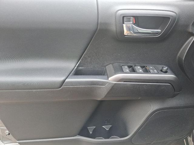 Photo of 2023 Gray Toyota Tacoma