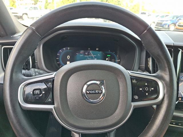 Photo of 2022 Onyx Black Metallic Volvo XC60 Recharge Plug-In Hybrid