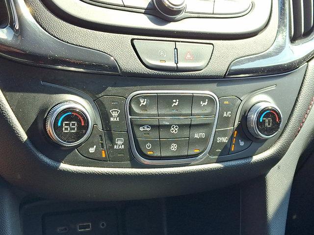 Photo of 2022 Silver Ice Metallic Chevrolet Equinox