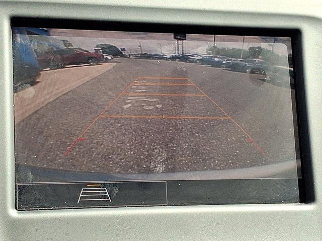 Photo of 2022 Silver Ice Metallic Chevrolet Equinox