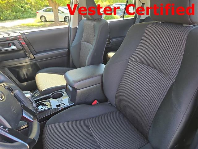 Photo of 2024 Classic Silver Metallic Toyota 4Runner