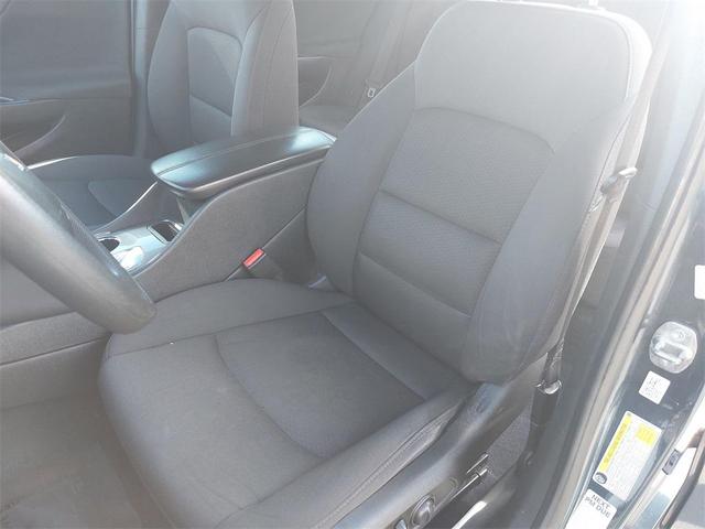 Photo of 2019 Shadow Gray Metallic Chevrolet Malibu