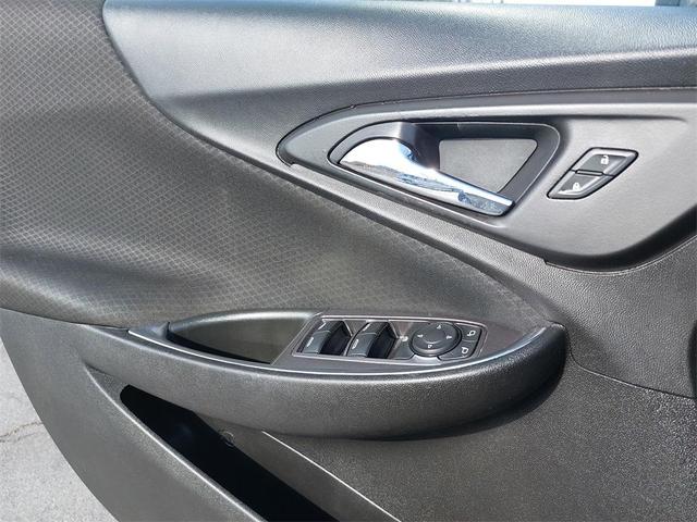 Photo of 2019 Shadow Gray Metallic Chevrolet Malibu