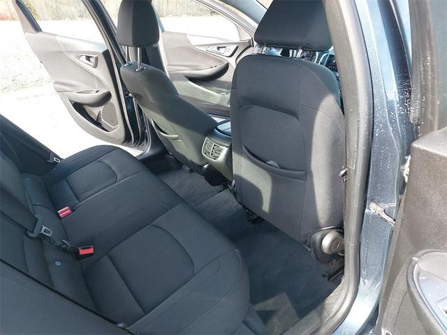 Photo of 2019 Shadow Gray Metallic Chevrolet Malibu