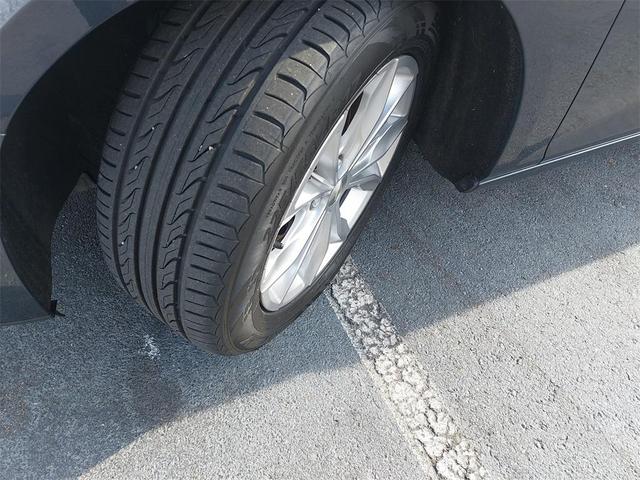 Photo of 2019 Shadow Gray Metallic Chevrolet Malibu