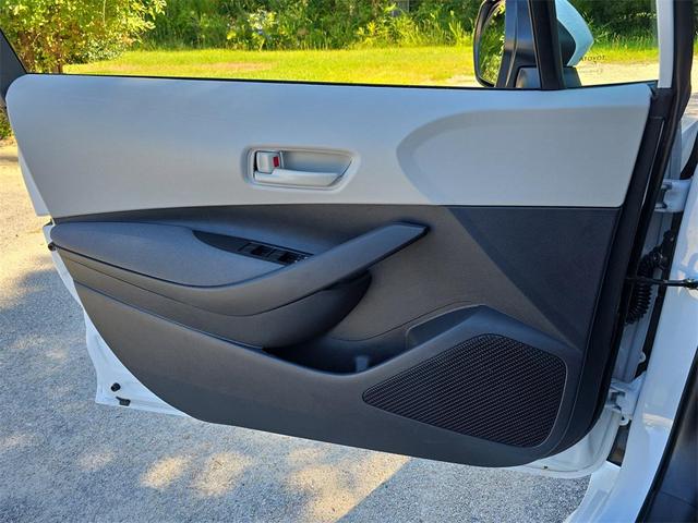 Photo of 2025 Ice Cap Toyota Corolla