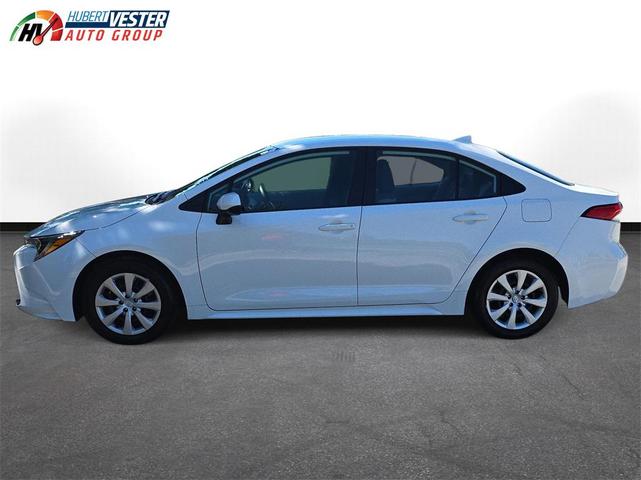 Photo of 2025 Ice Cap Toyota Corolla