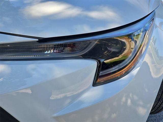 Photo of 2025 Ice Cap Toyota Corolla