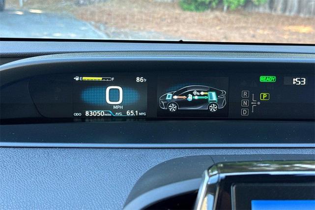 Photo of 2021 Wind Chill Pearl Toyota Prius Prime