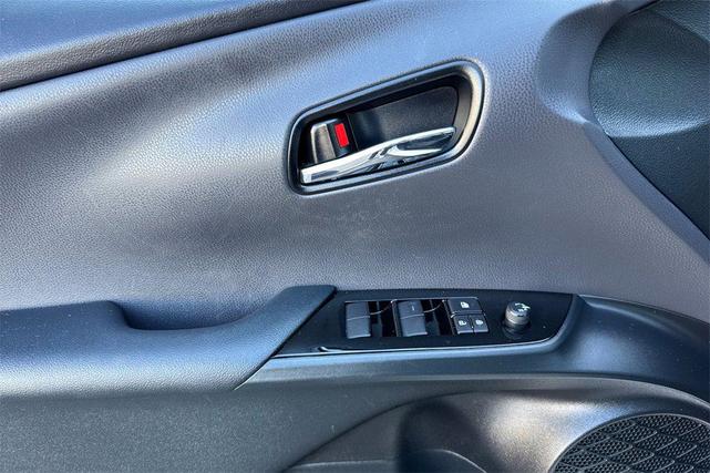 Photo of 2021 Wind Chill Pearl Toyota Prius Prime