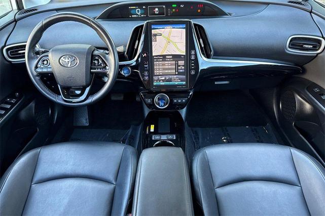 Photo of 2021 Wind Chill Pearl Toyota Prius Prime