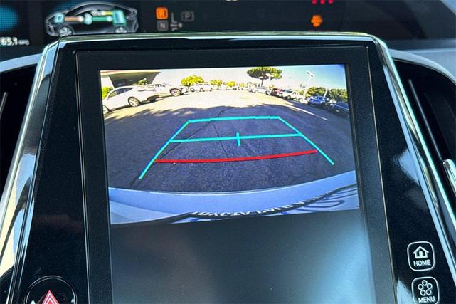 Photo of 2021 Wind Chill Pearl Toyota Prius Prime