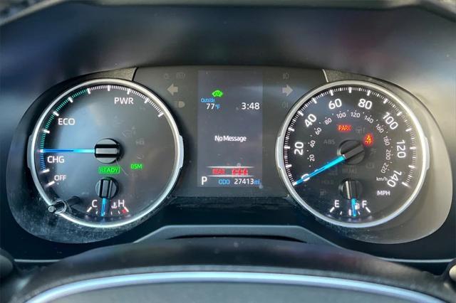 Photo of 2022 Silver Sky Metallic Toyota RAV4 Hybrid