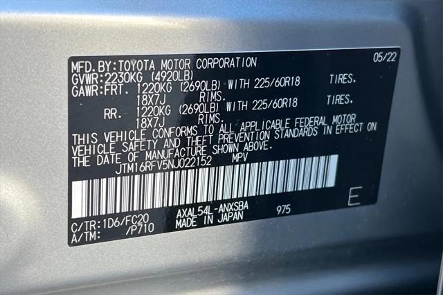 Photo of 2022 Silver Sky Metallic Toyota RAV4 Hybrid